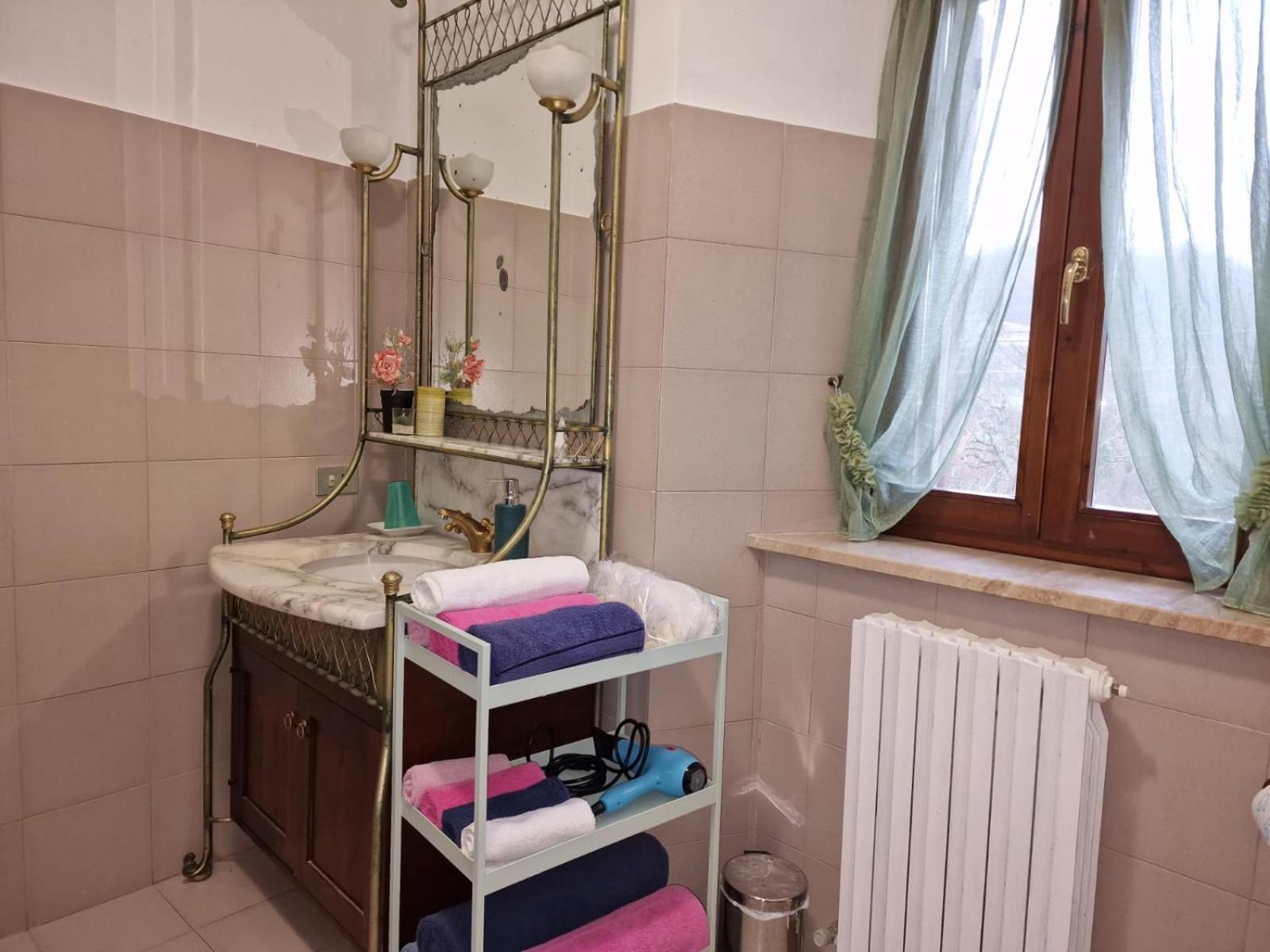 La Casa Di Elena Hotel Camerino Buitenkant foto